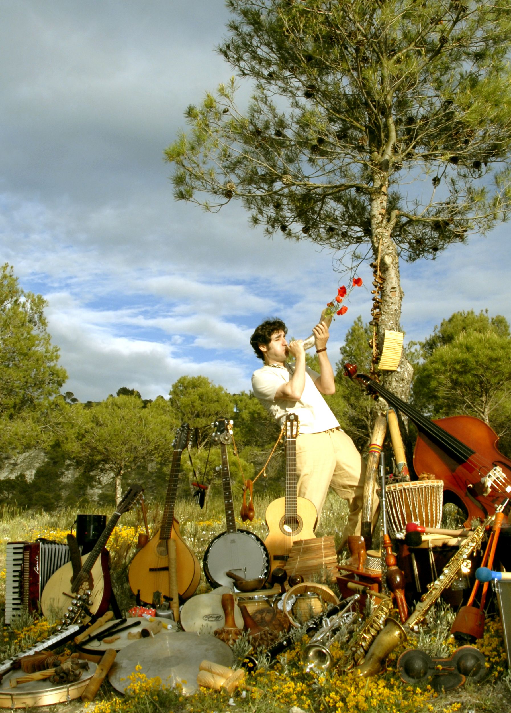 El saxofonista José Luis Gutiérrez ofrece este sábado 16 un concierto didáctico en la Audiencia